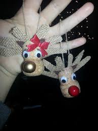 See 6 Different Types Of Creative Christmas Ornaments You Can Make With Cork Cork Crafts Christmas Wine Cork Ornaments Christmas Cork Ornaments