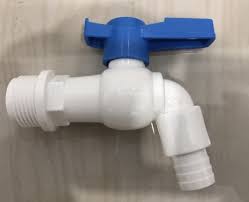 Dalam hal ini kran air yang cocok untuk digunakan adalah terbuat dari bahan plastik berkualitas, seperti pada kran air nikken. Jual Keran Air Pvc 3 4 Keran Air Plastik 3 4 Kran Air Plastik 3 4 Kota Medan Royal Star Indonesia Tokopedia