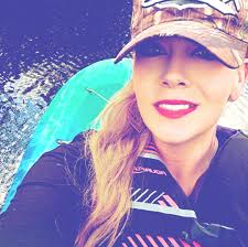 hey guys i kinda need to know dose chris motionless have a fb because i  dont know if he dose because some like him is message me and i dont know if