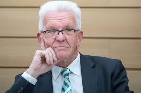 Thomas kretschmann was born in east germany. Krisenmanagement In Der Corona Krise Winfried Kretschmann Gerat Unter Druck Baden Wurttemberg Stuttgarter Nachrichten