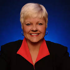 Tammy Noah's Instagram, Twitter & Facebook