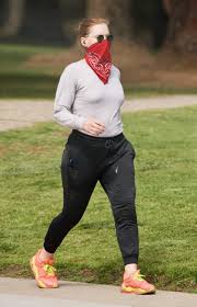 Daily pics & updates of amy adams ♡. Amy Adams In A Red Bandana As A Face Mask Goes For Hike At Griffith Park In Los Angeles 03 24 2021 3 Lacelebs Co