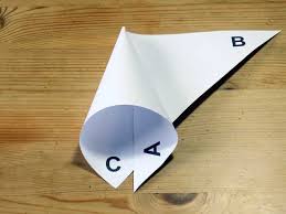 Haben sie sich schon einmal gefragt, wie macht man eine torte aus süßigkeiten? Spritztuten Herstellen Einfache Anleitung Spritzbeutel Selber Machen