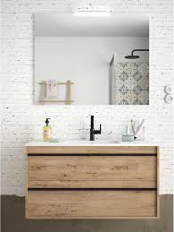 Grazie al nostro speciale trattamento idrorepellente, tutte le superfici del mobile da bagno sapranno perfettamente resistere all'acqua. Mobile Bagno Sospeso Con Lavabo Modello Attila 80 Cm Rovere Ostippo