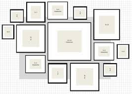 Pin By Jessica Julio On Proyecto 1 Pared De Cuadros Picture Wall Layout Gallery Wall Frames Gallery Wall Layout