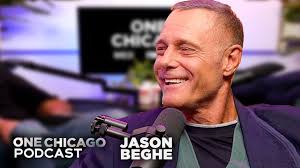 Jason Beghe (Hank Voight