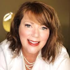 Robin Raper's Instagram, Twitter & Facebook