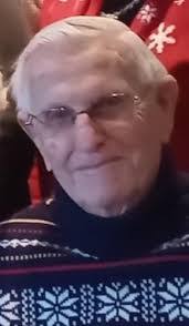 Ann Clute's Instagram, Twitter & Facebook