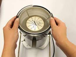 The omega vrt350 juicer is a great starter and/or daily user machine. Breville Je98xl Juice Fountain Plus Filter Basket Replacement Ifixit Repair Guide