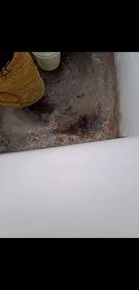 tamil mom Bathing spy caught by daughter