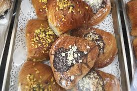 These fried pastries are a traditional italian dessert served during carnival. 10 Of The Best Italian Pastries Luca S Italy