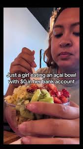 Video Da Mulher Comendo Acai