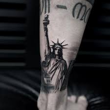 Today, anatole is a lead artist at the renowned bang bang tattoo parlor. Statue Of Liberty Tattoo By Anatole 7 Kickass Things