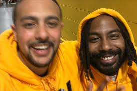 Eric Blount Jr. Is The Best 11 Year Old Hooper In The World! Shiftiest 11  Year Old In The World, Baby Rob Dillingham!! 🔥🔥🏀🏀 @ericblountjr  #ericblountjr #hooper #buckets #middleschoolbasketball #handles #dribblegod  #jellyfam #