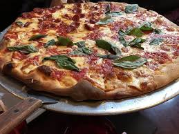 La colección más grande de opiniones sobre turismo, dónde comer y alojarse por viajeros que han estado allí. Artichoke Basille S Pizza New York City 321 E 14th St Gramercy Park Menu Preise Tripadvisor