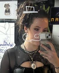 Maggie Baugh's Instagram, Twitter & Facebook