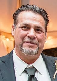 Mark Fanelli's Instagram, Twitter & Facebook