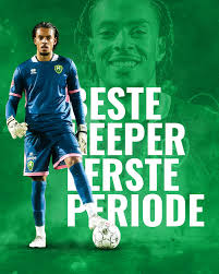 Hoofdtrainer Robin Peter en keeper Kilian Nikiema zijn in de prijzen  gevallen. Beide zullen voor de wedstrijd tegen FC Dordrecht het bronzen  schild in ontvangst nemen!