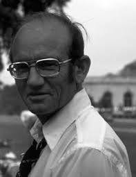 Remembering Robert O. Briggs Alumni “Retourné à Bruxelles”