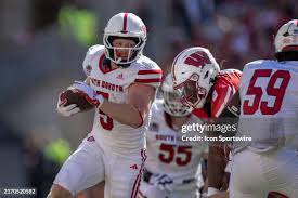 25 Dan Theis Stock Photos, High-Res Pictures, and Images