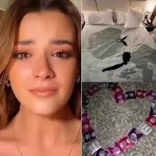 Chapter 1 On the day Olivia Fordham was diagnosed with stomach cancer,  Ethan Miller was babysitting his first love's offspring. In the hospital  corridor, Keith Rogers said grimly while holding a biopsy