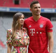 Lucas hernándezs sternbild ist wassermann und er ist jetzt 24 jahre alt. Lucas Hernandez Wiki 2021 Girlfriend Salary Tattoo Cars Houses And Net Worth