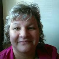 Candy Mueller's Instagram, Twitter & Facebook