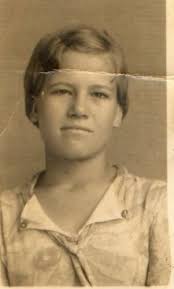 Moon Family History: Last Name Origin & Meaning