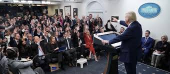 Trumps Streit mit den Medien in den USA eskaliert — tagesschau.de
