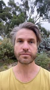 I’M WALKIN’ HERE!!!