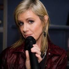 Tracey Rauh على X: "Tatyana Leite and Brendan Reddington of Newport, Rhode  Island. #etpatsparade https://t.co/pUX7BO3IhX"