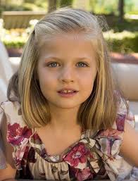 Leonor Young's Instagram, Twitter & Facebook