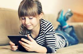 Semua sekolah berusaha menampilkan komputer di sekolahnya tentu dengan fasilitas internet. Dampak Positif Dan Negatif Penggunaan Gadget Bangsa Online Cepat Lugas Dan Akurat