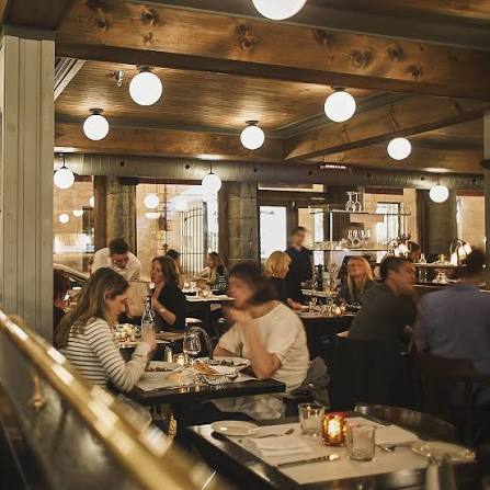 Modavie is a bistro of many talents; perfect for happy hour, dinner with  friends or a romantic evening. The possibilities are endless! 👌 👉 Menu &  reservation: https://modavie.com/en/