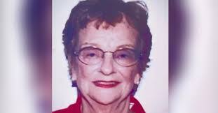 Violet Dunn's Instagram, Twitter & Facebook