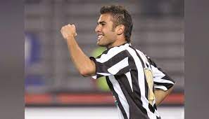 Following the enforced relegation, juventus lost fabio cannavaro and emerson to real madrid, lilian thuram and gianluca zambrotta to barcelona, adrian mutu to fiorentina, and patrick vieira and zlatan ibrahimović to internazionale. Mutu S Juventus Match Shirt 2004 05 Charitystars