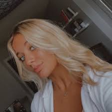 Bella Sullivan (@bella_sullivan4)