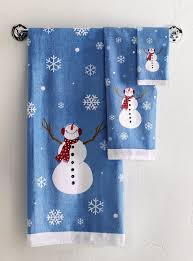 20 Amazing Christmas Bathroom Decoration Ideas With Images Christmas Bathroom Christmas Bathroom Decor Bathroom Decor Accessories