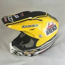 نصائح العناية بالسيارات on instagram repost liquidwrench what a great season with our jbyouth racing team thanks for the sweet racing team helmet racing