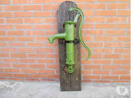 Cette pompe à eau est totalement manuelle et très facile à utiliser. Achetez Ancienne Pompe A Quasi Neuf Annonce Vente A Valenciennes 59 Wb166956463