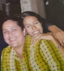 Hoy te quiero platicar una historia muy personal. Una historia que me  mueve, me conmueve y me recuerda todos los días por qué elegí este camino.  Durante muchos años, mi mamá hizo