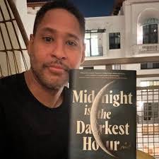 Robin Moses's Instagram, Twitter & Facebook