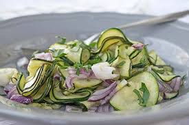 Schneller Zucchinisalat Rezept Rezept Rezepte Zucchinisalat Salat