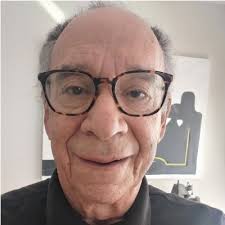 Growing up in NYC, I've always walked through Times Square in awe. So this  photo captures a very special moment. Today, I'm so excited to share that  Mutiny has raised a $50M