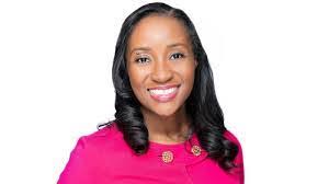 Lacey Shearer's Instagram, Twitter & Facebook