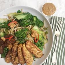 Tempeh Bowl Of Delights With Stir Fried Tenderstem With Pak Choy Beansprouts With Homemade Satay Sauce Made With Meat Free Monday Lean Meals Healthy Eating
