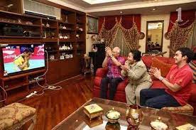 15.sebanyak 53,000 unit rumah penduduk miskin luar bandar telah dibina dan dibaik pulih. Kos Penyelenggaraan Rumah Najib Razak Hampir Rm 50 Juta Setahun