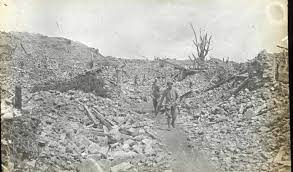 L'offensive lancée par nivelle en avril 1917 se solda en effet par des pertes énormes, qui furent à l'origine de mutineries dans l'armée française. Qu Est Ce Que Le Chemin Des Dames