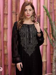 Expensive clothing brands in pakistan. Top Clothing Brands In Pakistan 2020 Updated Styleglow Com Top Clothing Brands Latest Fashion Clothes Top Design Fashion