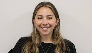 Lisa Rye's Instagram, Twitter & Facebook